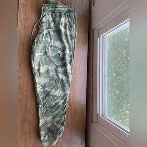 Old Navy Camouflage Track Pants